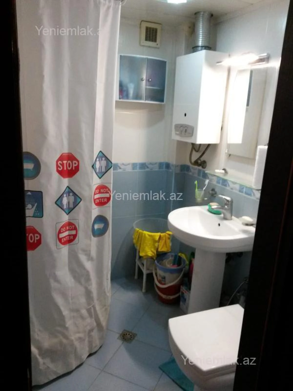 Satılır 2 otaqlı köhnə tikili 60 m²