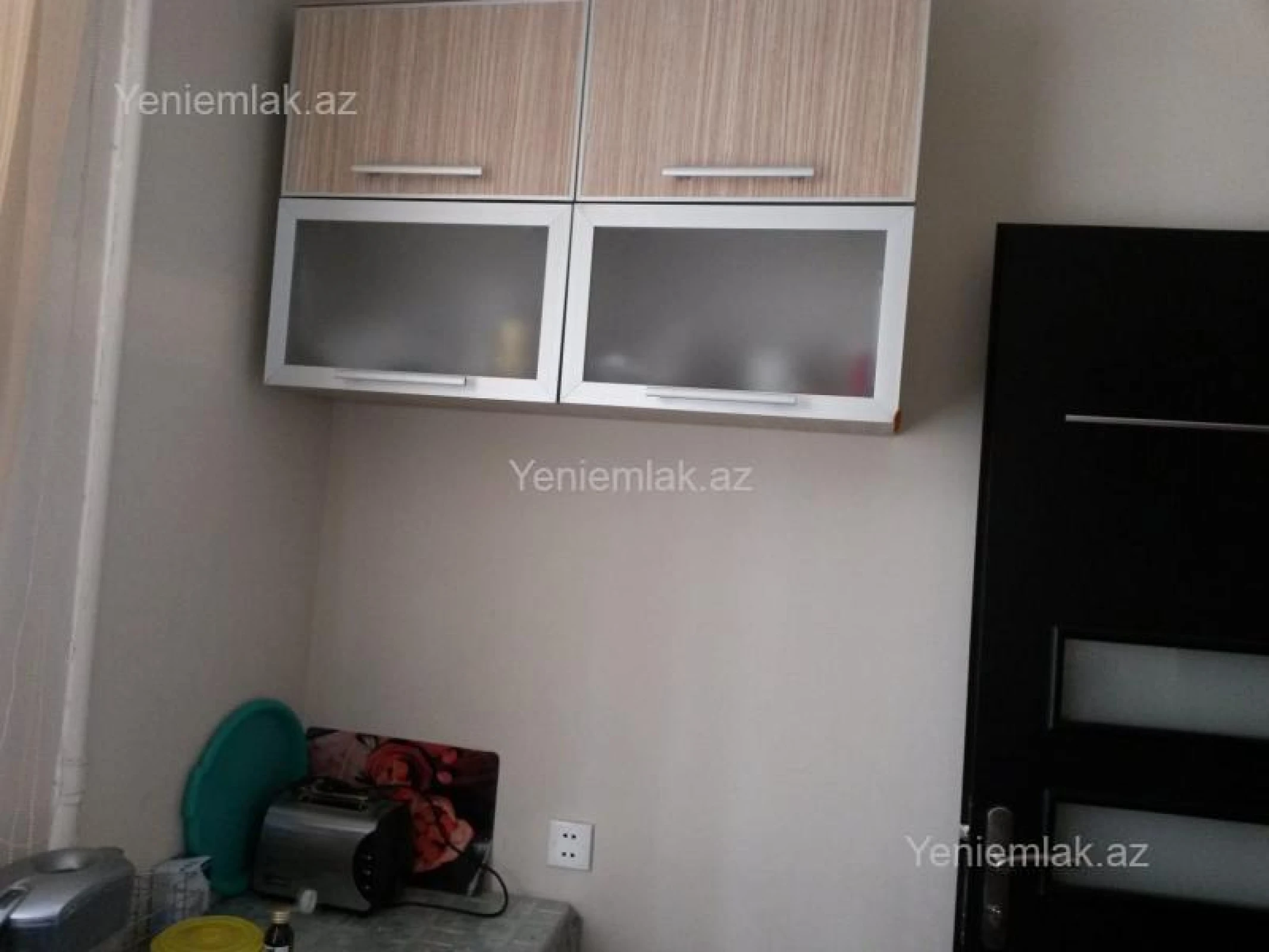 Satılır 2 otaqlı köhnə tikili 60 m²