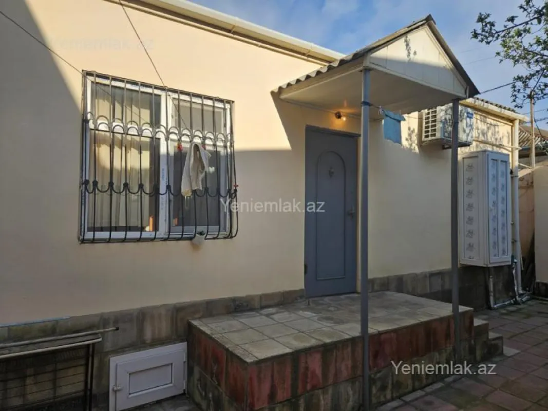 Satılır 2 otaqlı həyət evi 50 m²