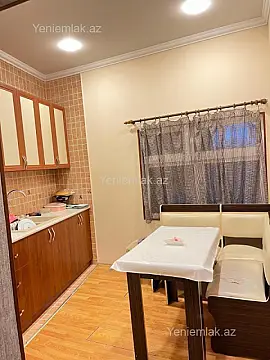 Satılır 4 otaqlı həyət evi 90 m²