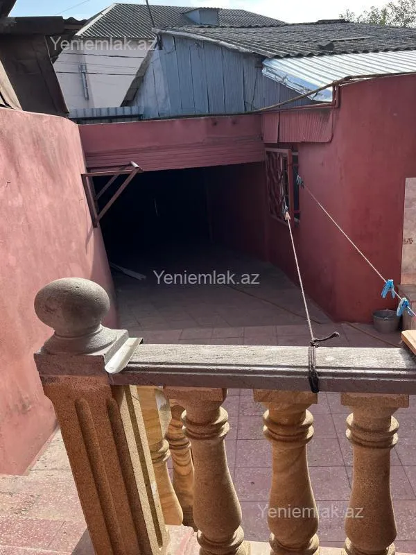 Satılır 4 otaqlı həyət evi 90 m²