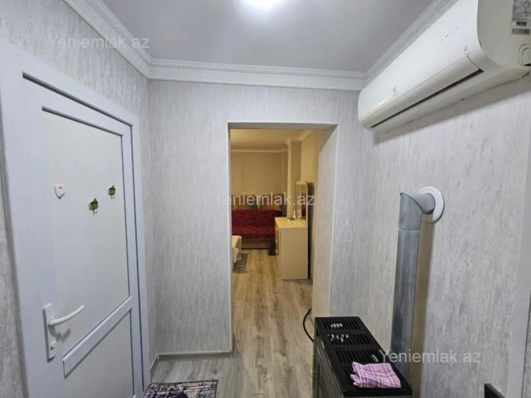 Satılır 1 otaqlı həyət evi 45 m²