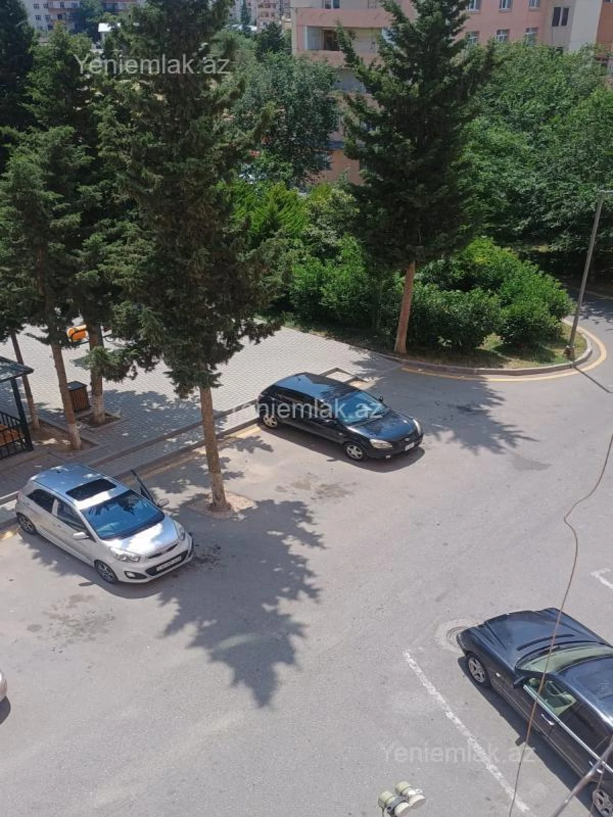 Satılır 2 otaqlı köhnə tikili 40 m²