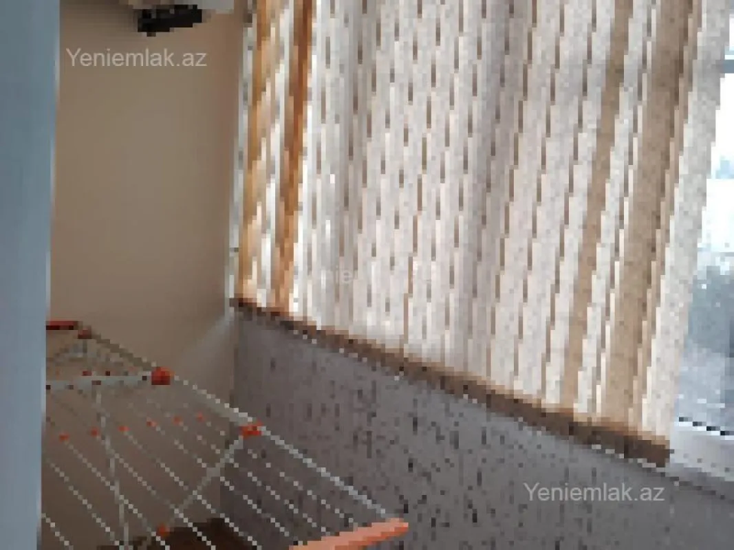 Satılır 4 otaqlı köhnə tikili 90 m²