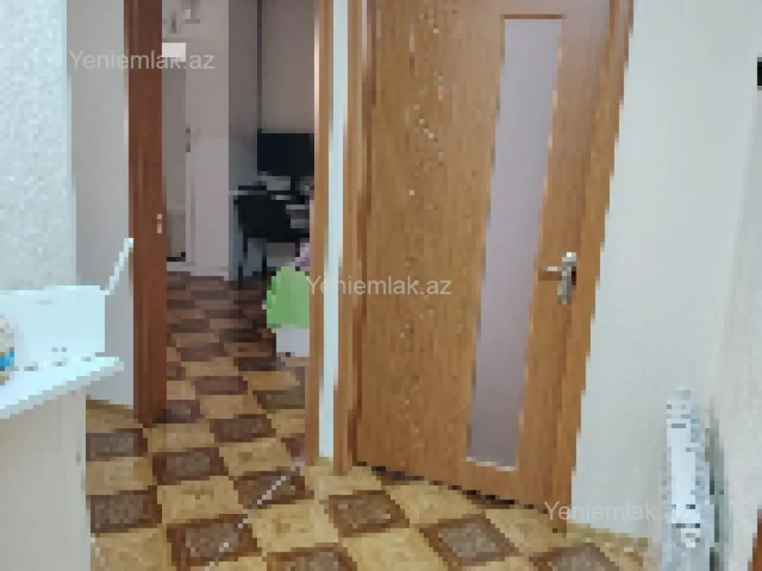 Satılır 4 otaqlı köhnə tikili 90 m²