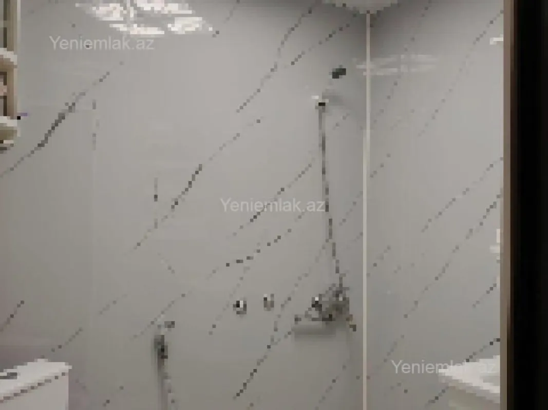 Satılır 4 otaqlı köhnə tikili 90 m²