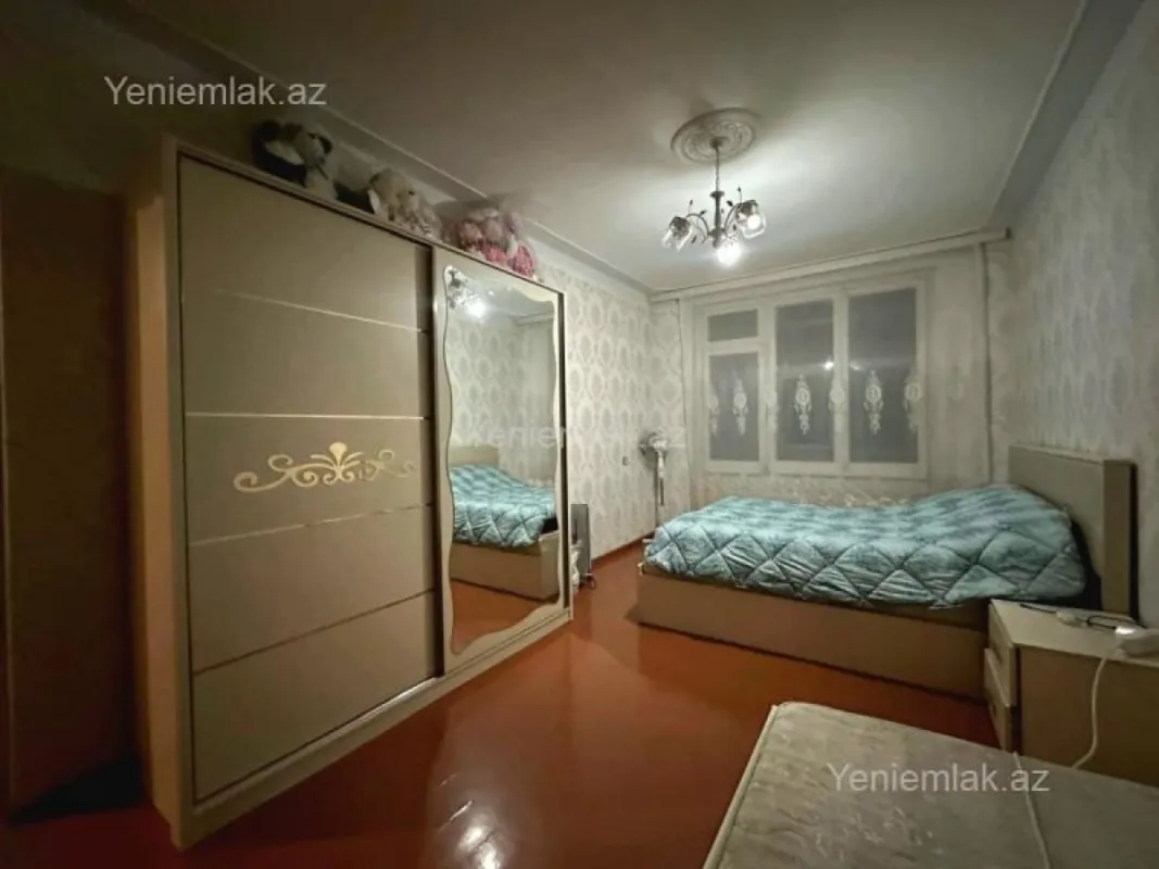 Satılır 3 otaqlı köhnə tikili 85 m²