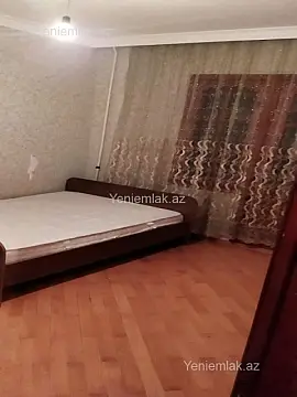Satılır 3 otaqlı köhnə tikili 80 m²