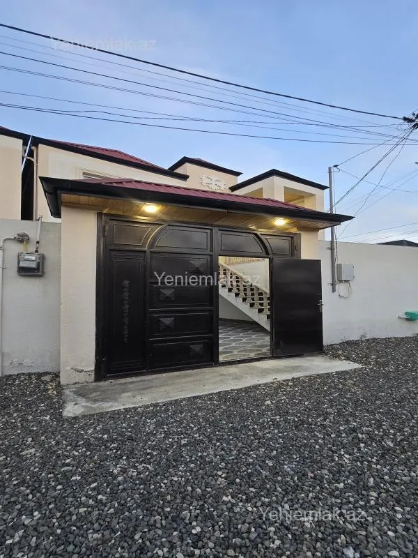 Satılır 4 otaqlı həyət evi 150 m²