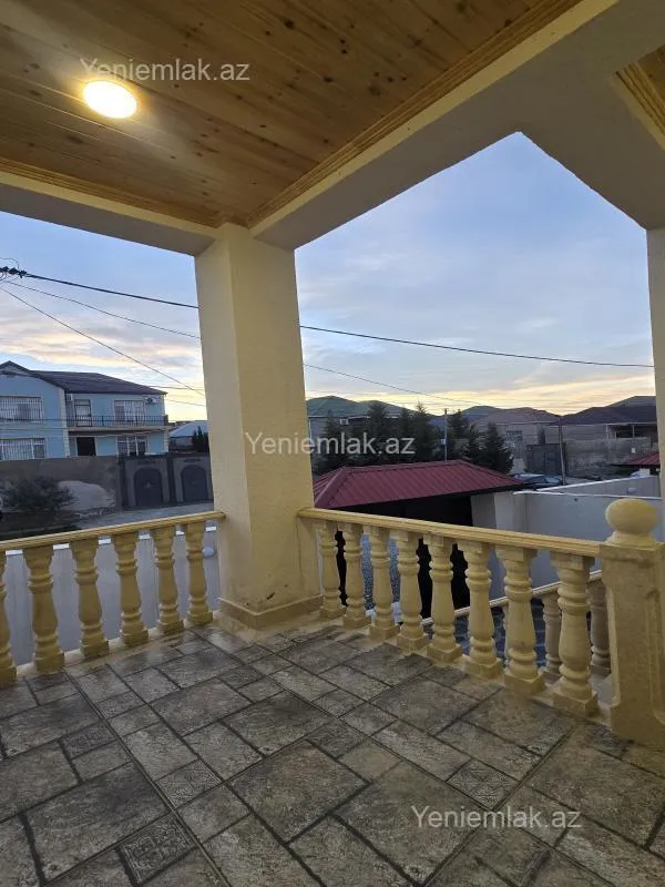 Satılır 4 otaqlı həyət evi 150 m²
