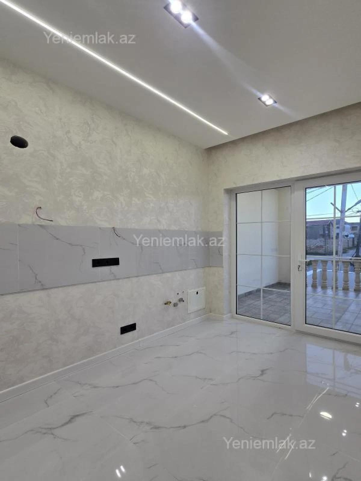 Satılır 4 otaqlı həyət evi 150 m²
