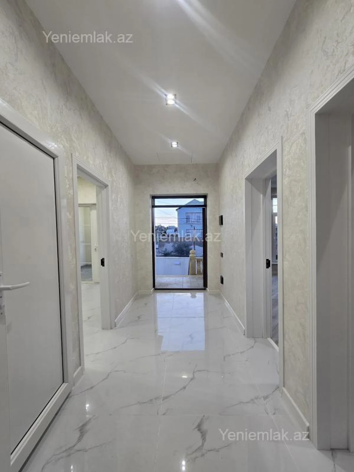 Satılır 4 otaqlı həyət evi 150 m²