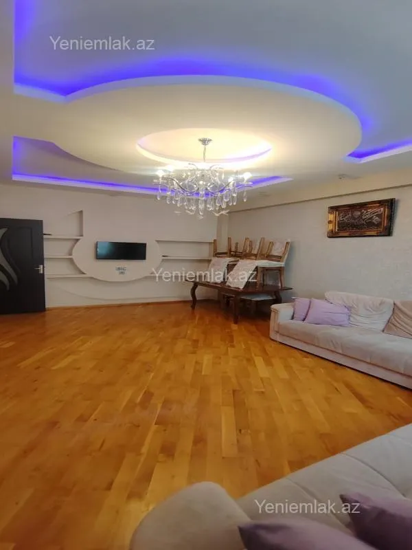 Satılır 2 otaqlı yeni tikili 71 m²