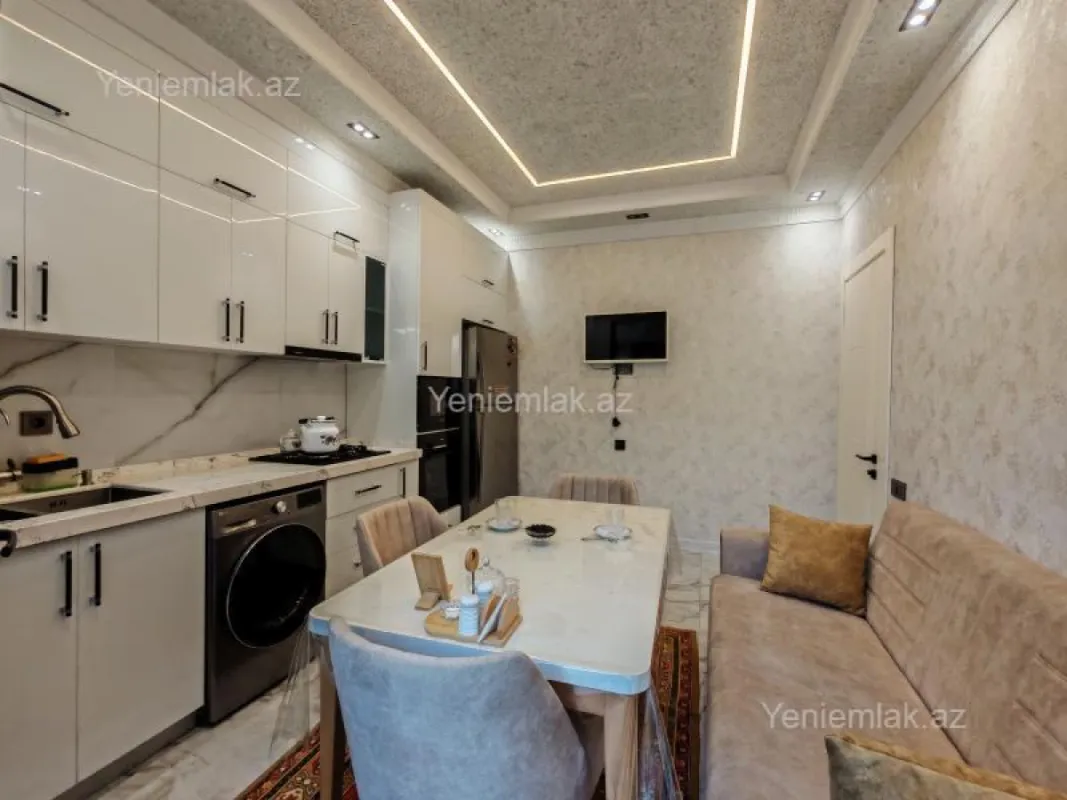 Satılır 3 otaqlı həyət evi 100 m²