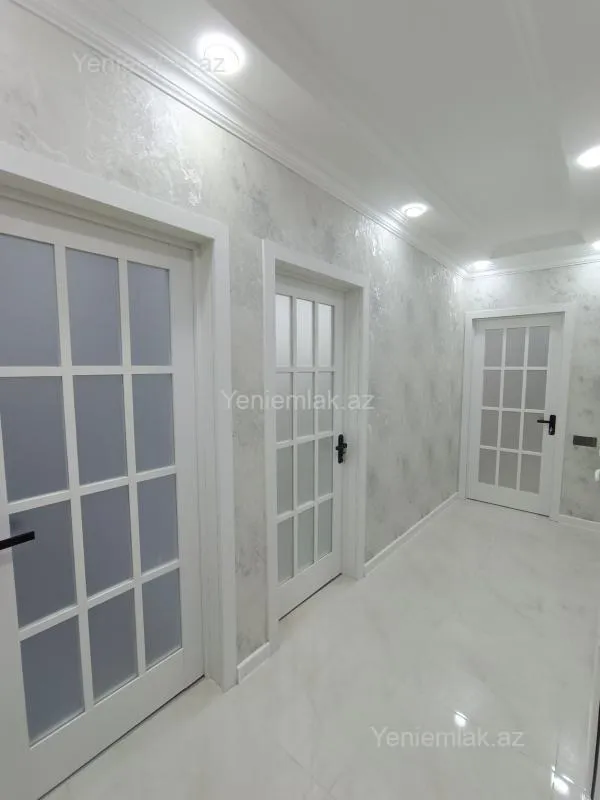 Satılır 3 otaqlı köhnə tikili 75 m²