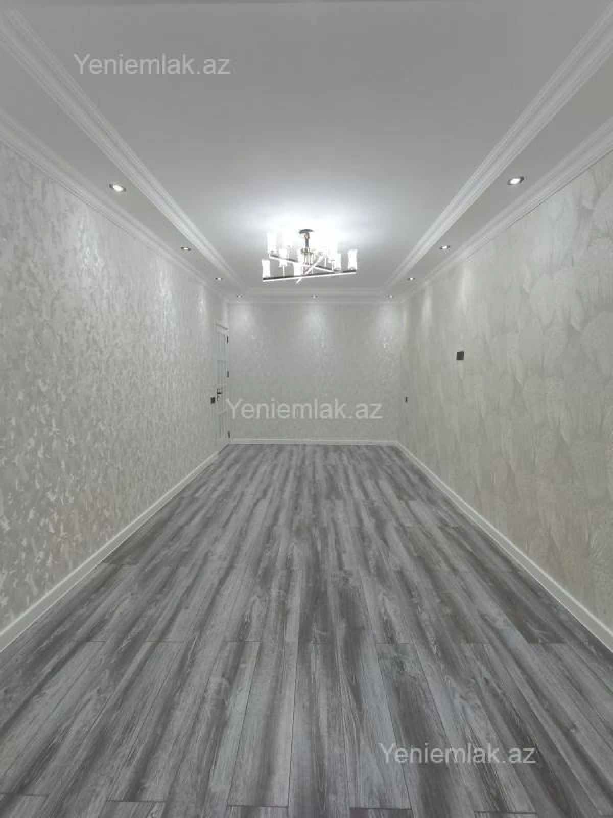 Satılır 3 otaqlı köhnə tikili 75 m²