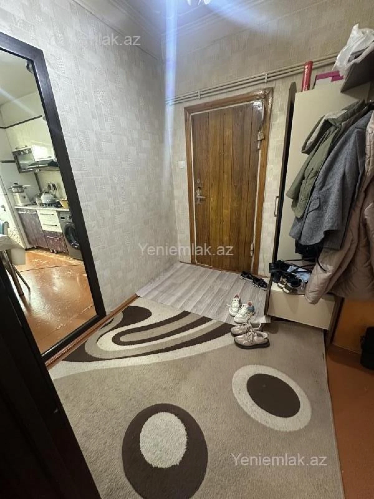 Satılır 2 otaqlı köhnə tikili 57 m²