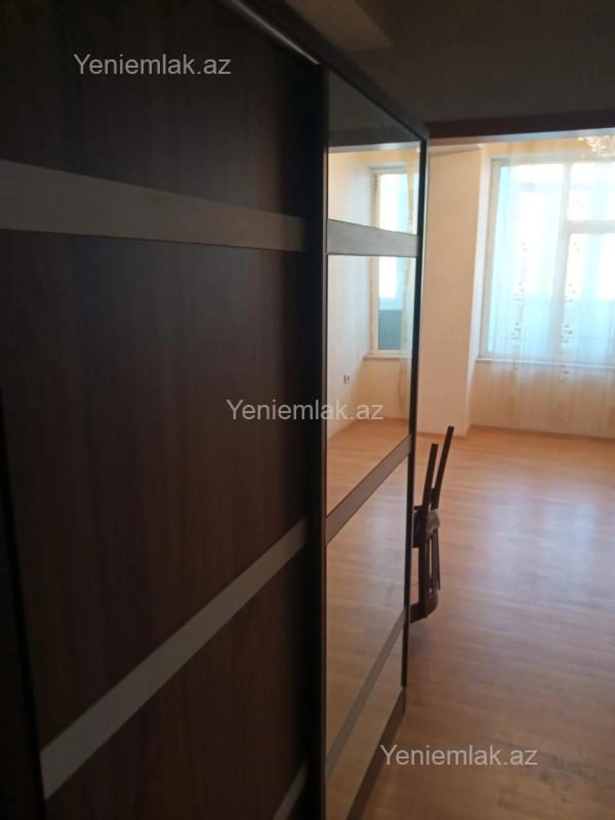 Satılır 2 otaqlı yeni tikili 74 m²