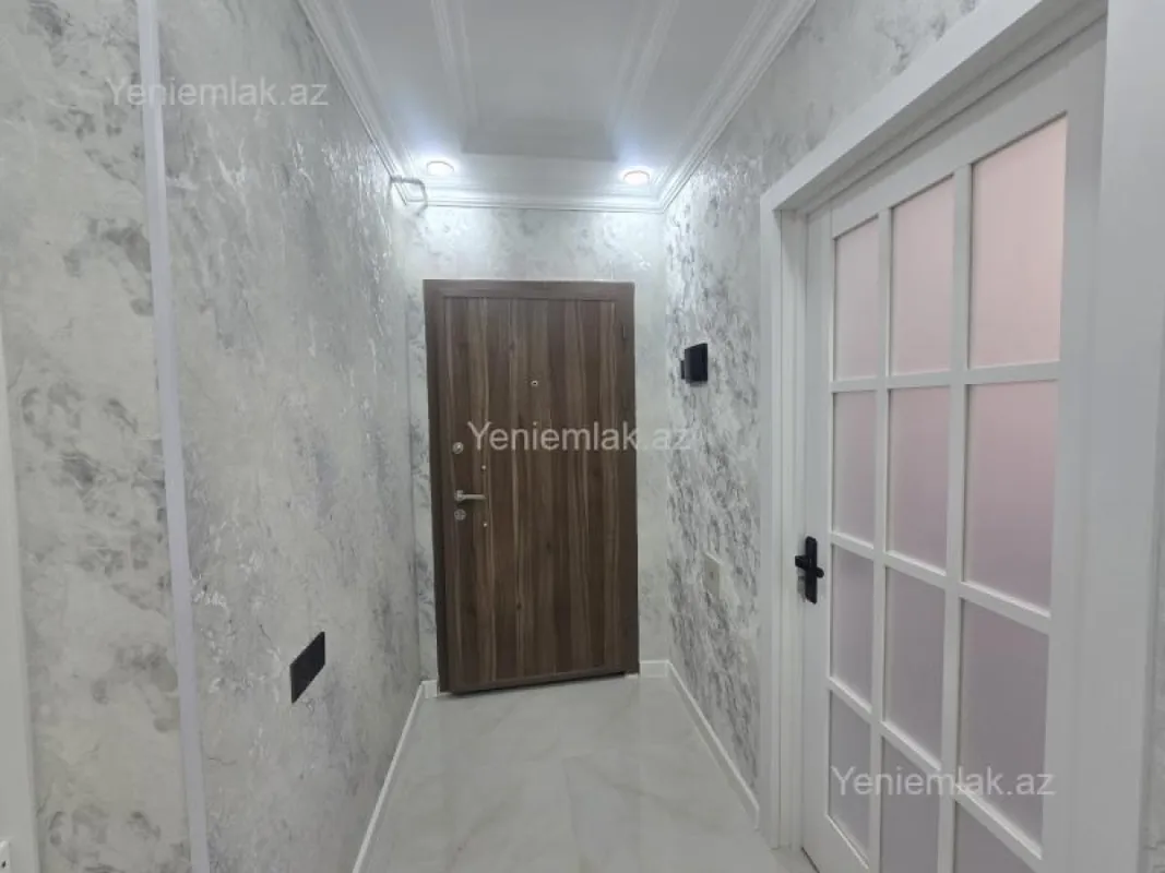 Satılır 3 otaqlı köhnə tikili 80 m²