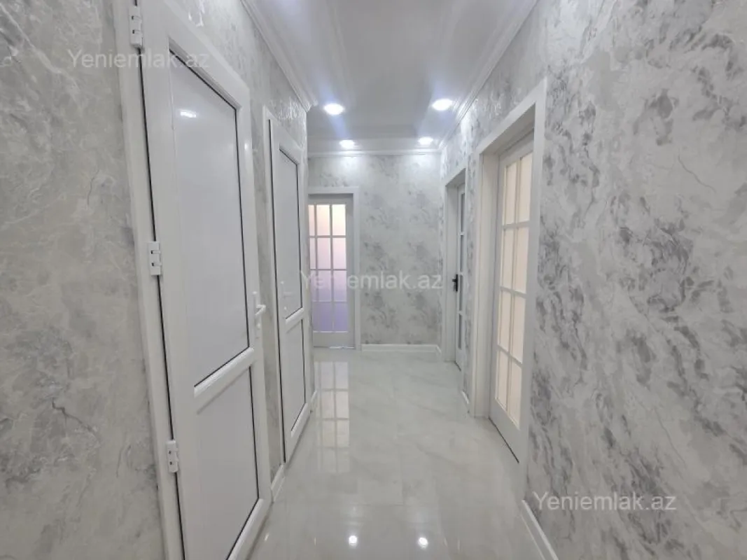 Satılır 3 otaqlı köhnə tikili 80 m²