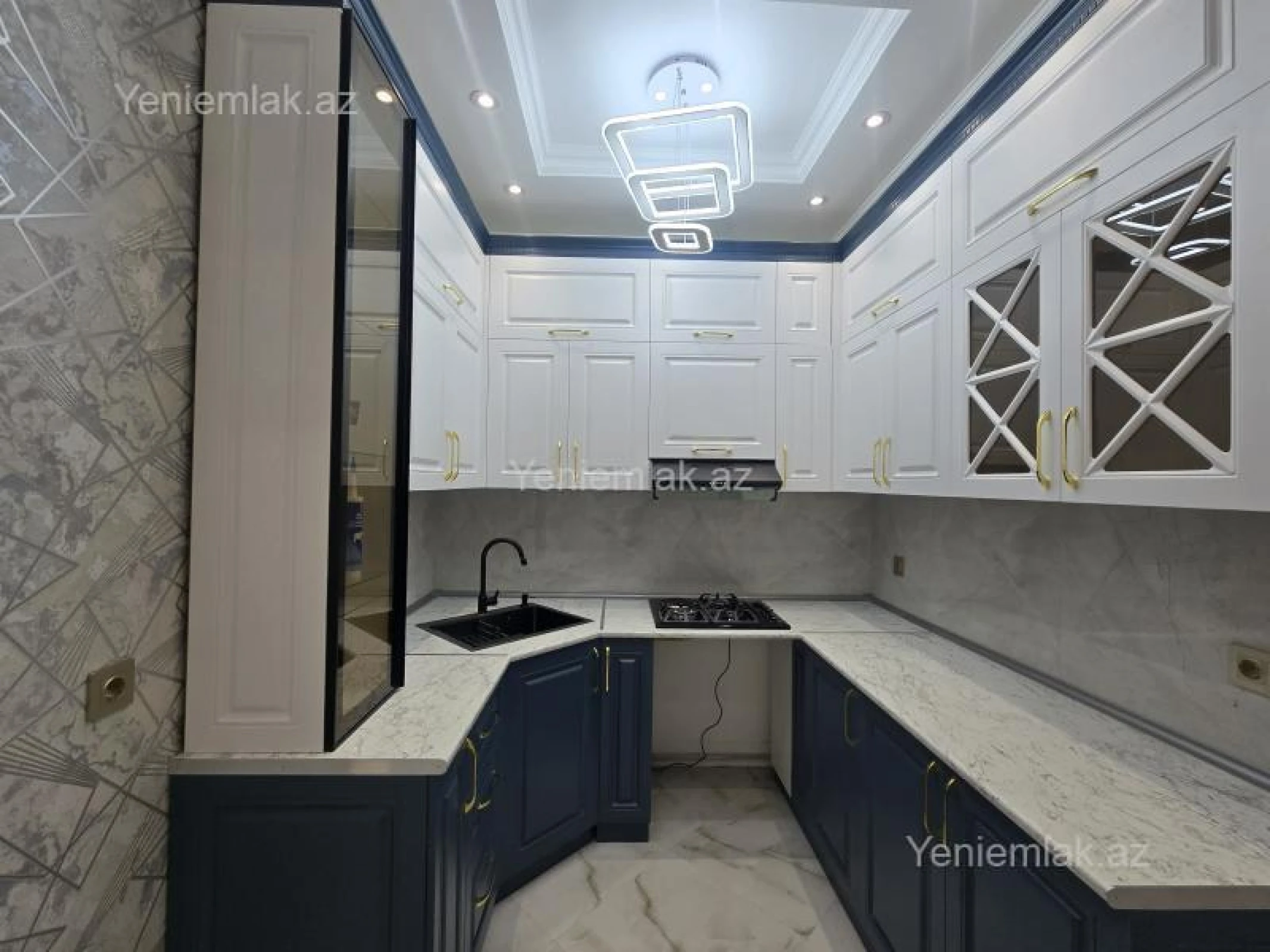 Satılır 2 otaqlı yeni tikili 70 m²