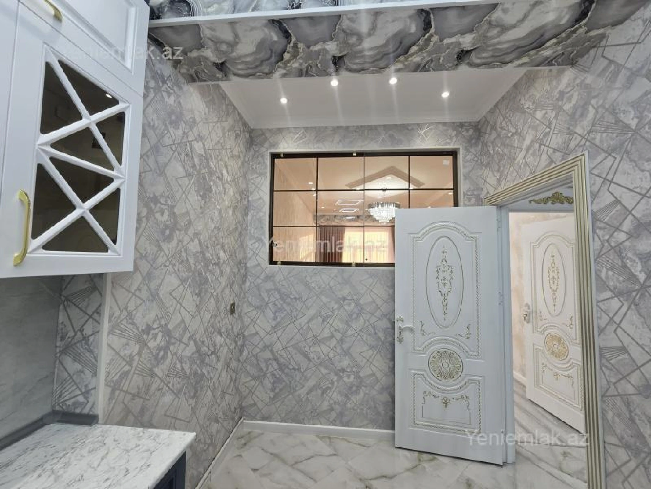 Satılır 2 otaqlı yeni tikili 70 m²