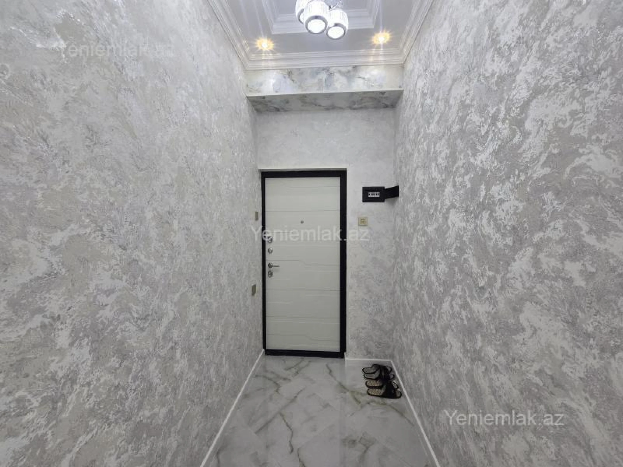 Satılır 2 otaqlı yeni tikili 70 m²