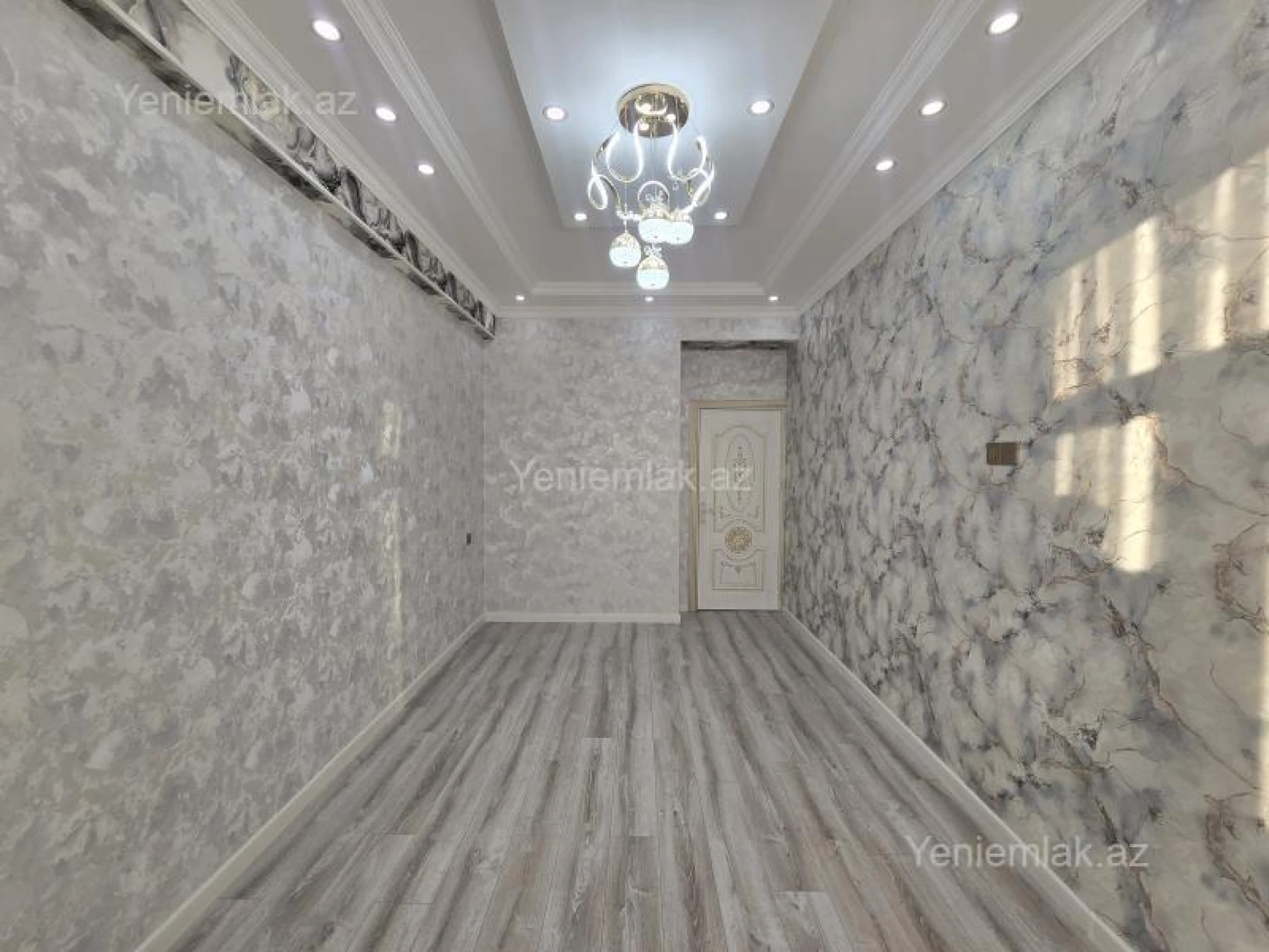 Satılır 2 otaqlı yeni tikili 70 m²