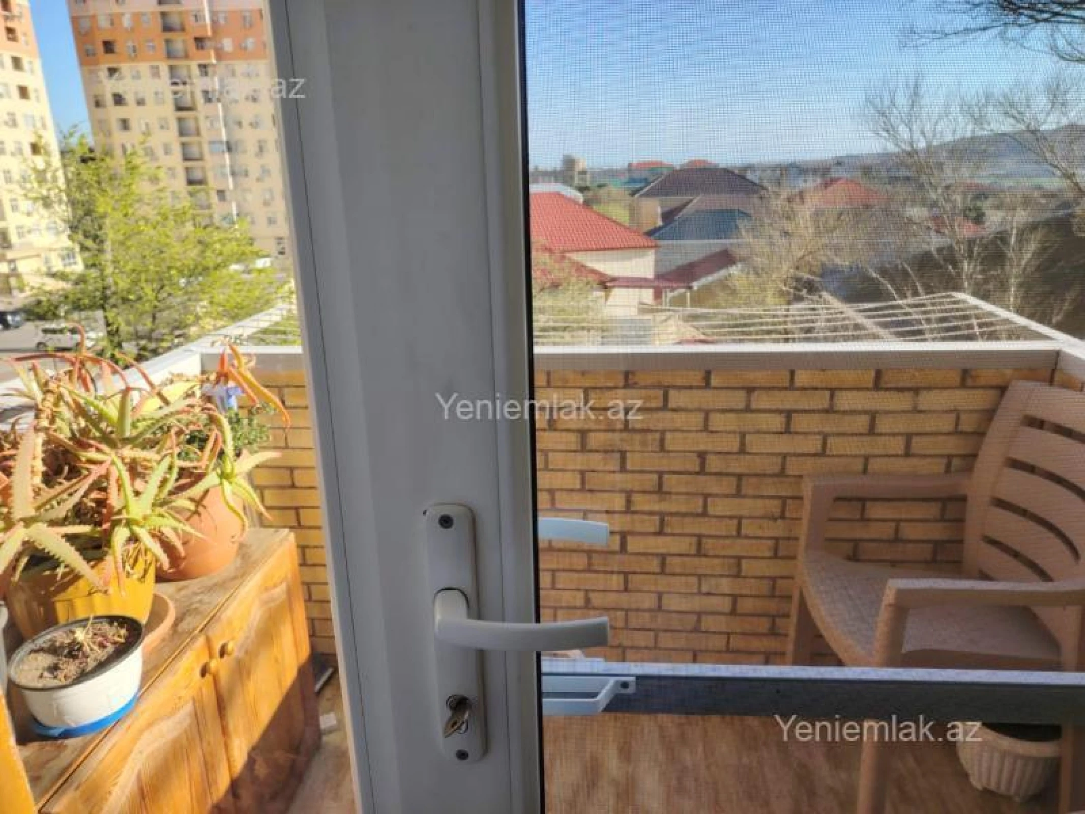 Satılır 3 otaqlı köhnə tikili 85 m²