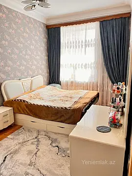 Satılır 3 otaqlı köhnə tikili 85 m²