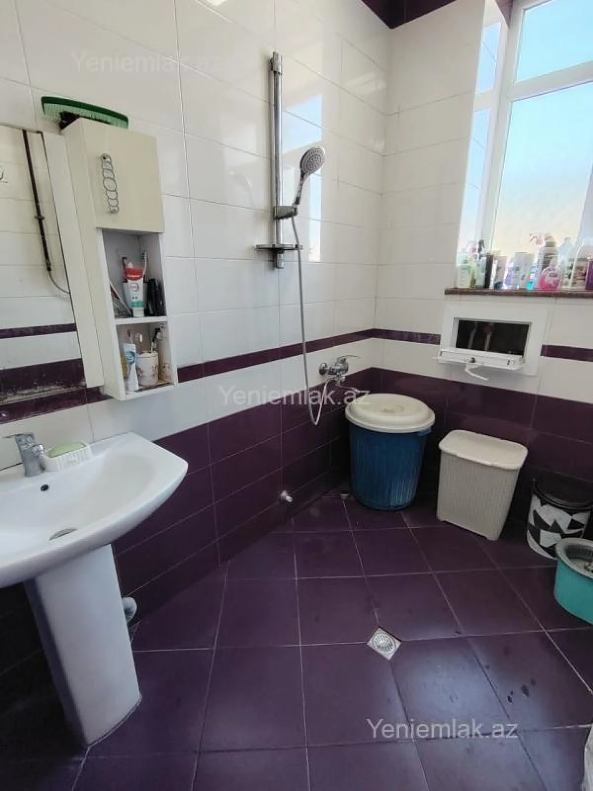 Satılır 3 otaqlı köhnə tikili 85 m²