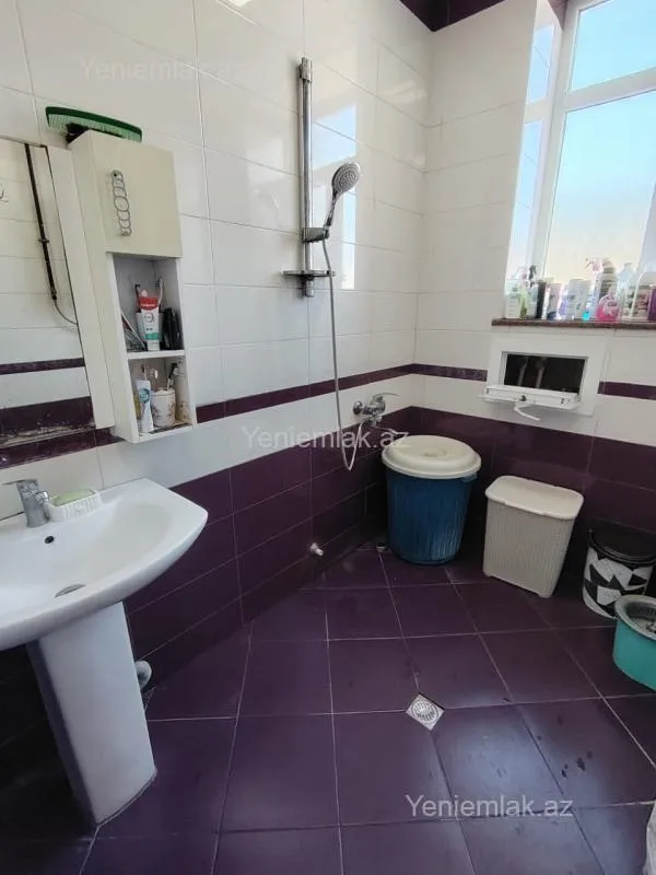 Satılır 3 otaqlı köhnə tikili 85 m²