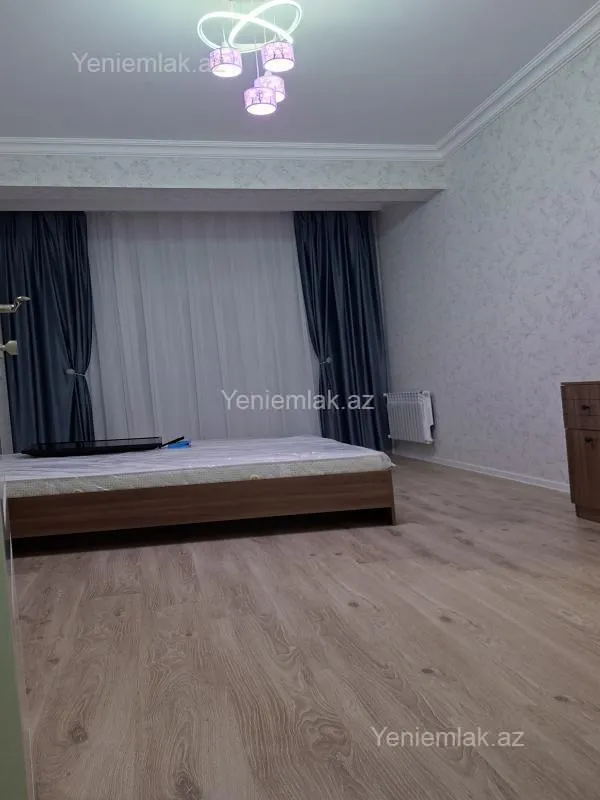 Satılır 3 otaqlı yeni tikili 90 m²