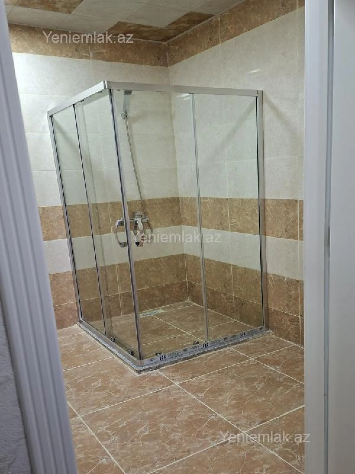 Satılır 3 otaqlı yeni tikili 90 m²