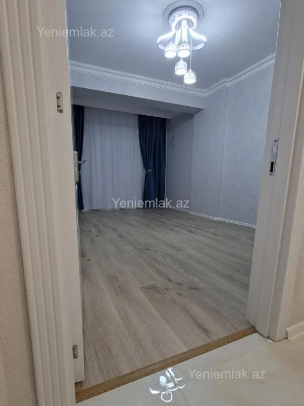 Satılır 3 otaqlı yeni tikili 90 m²