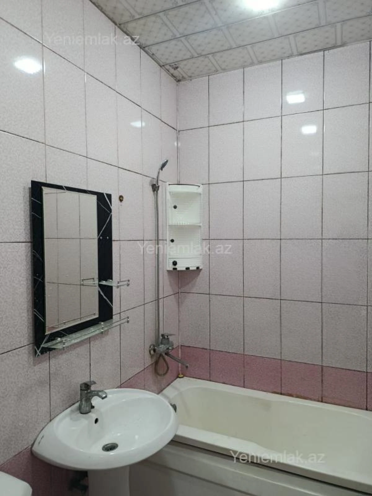 Satılır 3 otaqlı həyət evi 85 m²