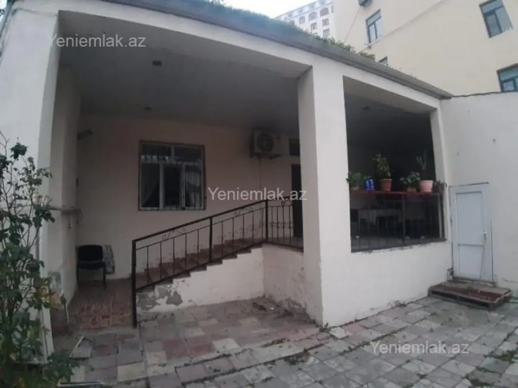 Satılır 4 otaqlı həyət evi 110 m²