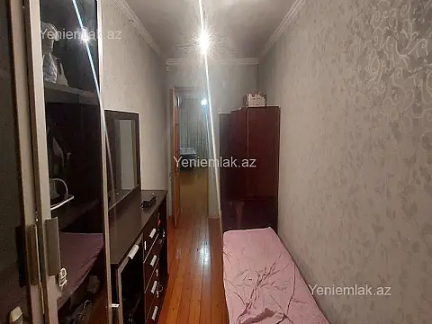 Satılır 2 otaqlı köhnə tikili 42 m²