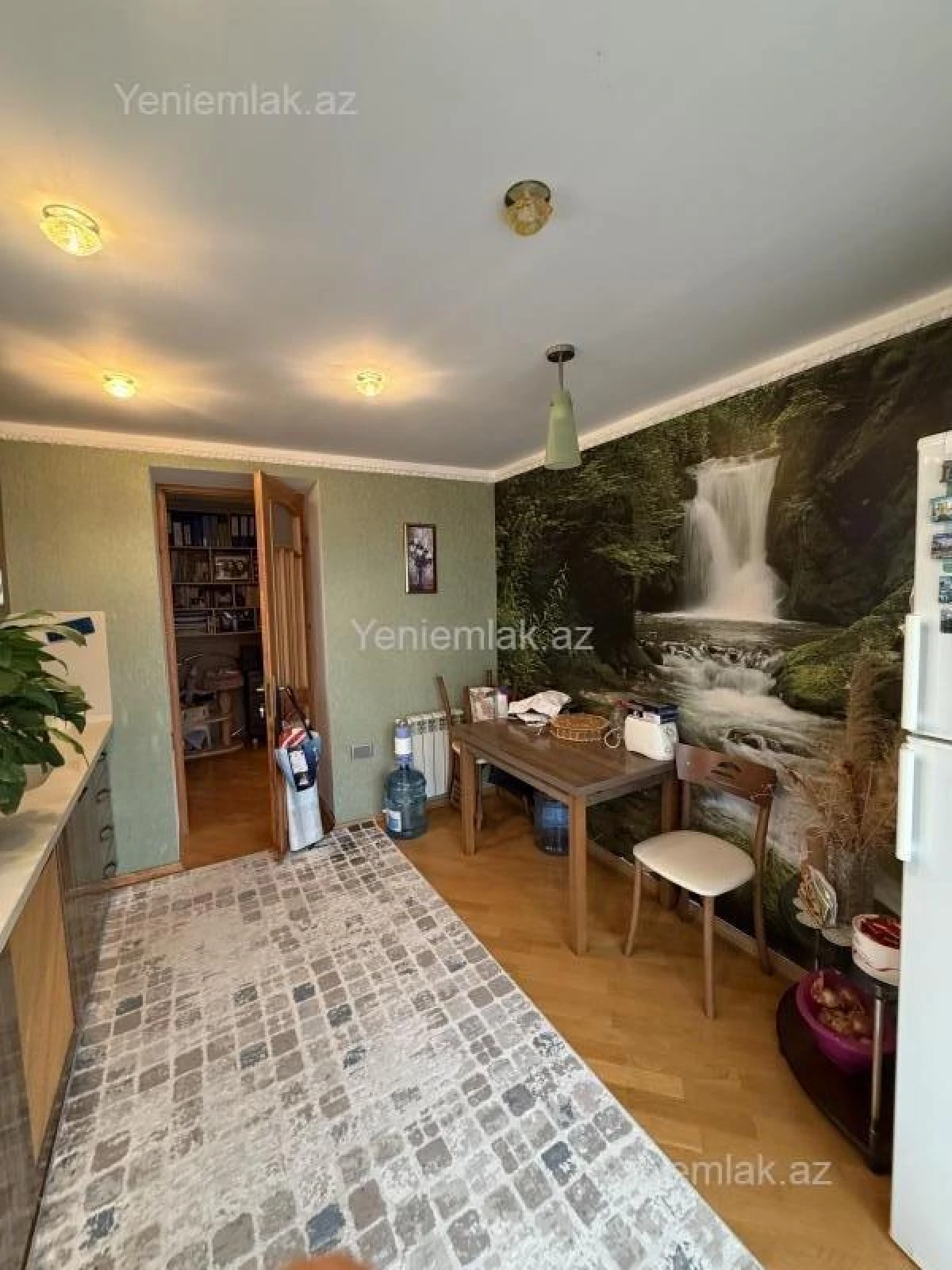 Satılır 3 otaqlı köhnə tikili 62 m²