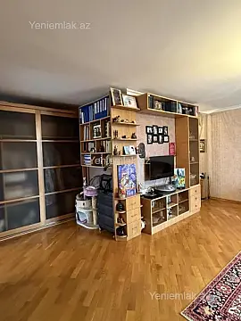 Satılır 3 otaqlı köhnə tikili 62 m²