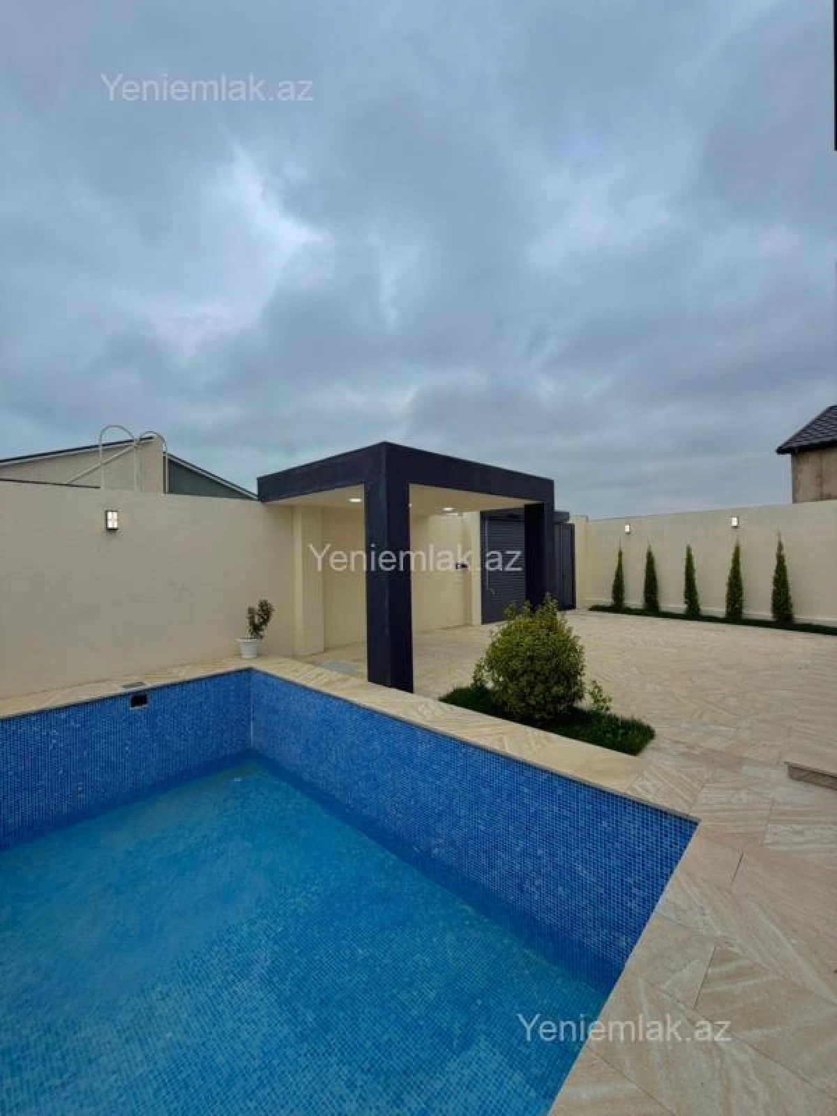 Satılır 4 otaqlı həyət evi 150 m²