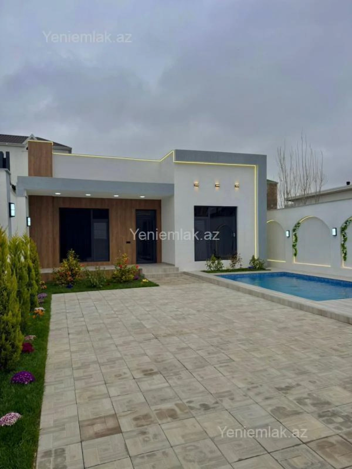 Satılır 4 otaqlı həyət evi 150 m²