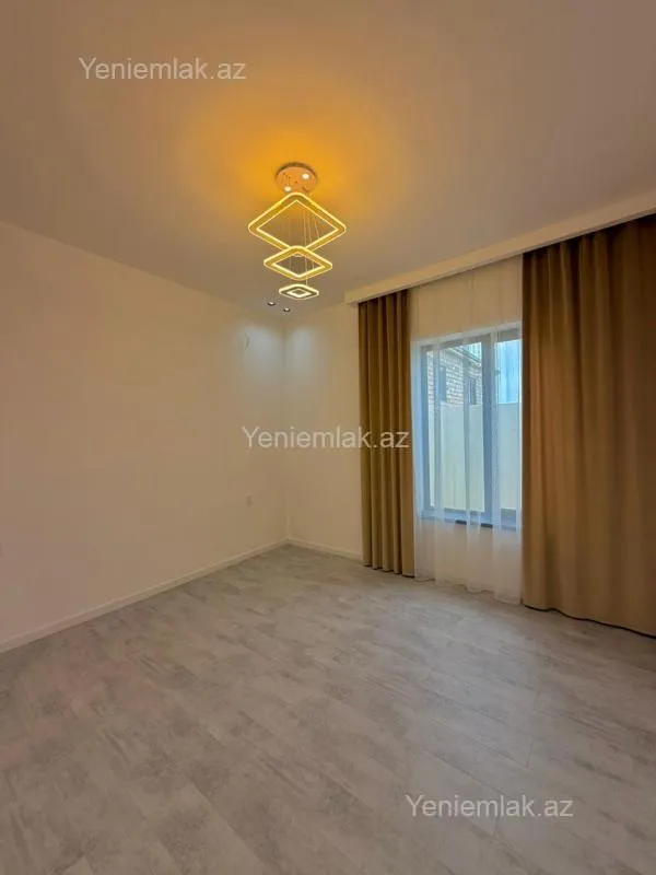Satılır 4 otaqlı həyət evi 150 m²