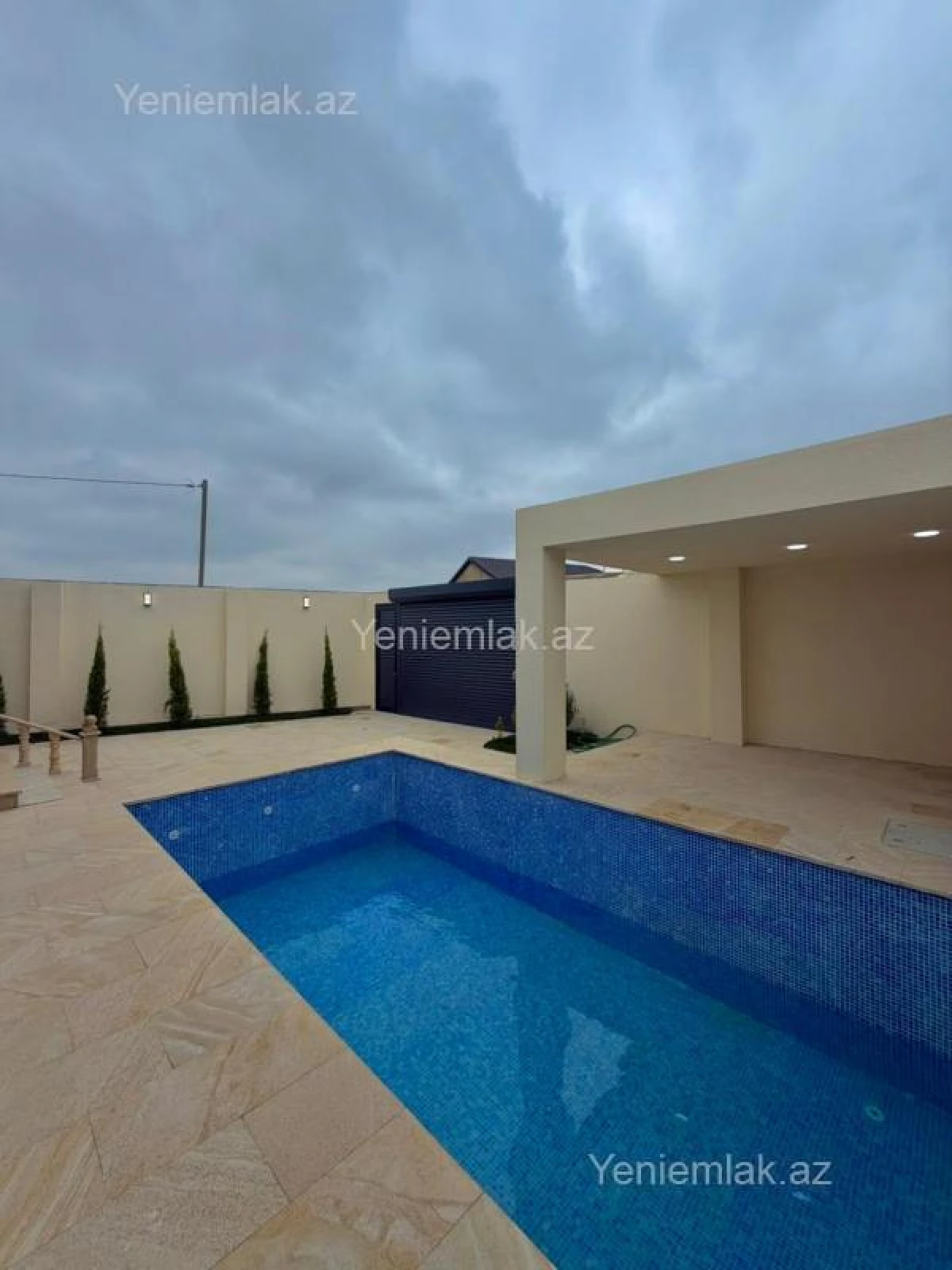 Satılır 4 otaqlı həyət evi 150 m²