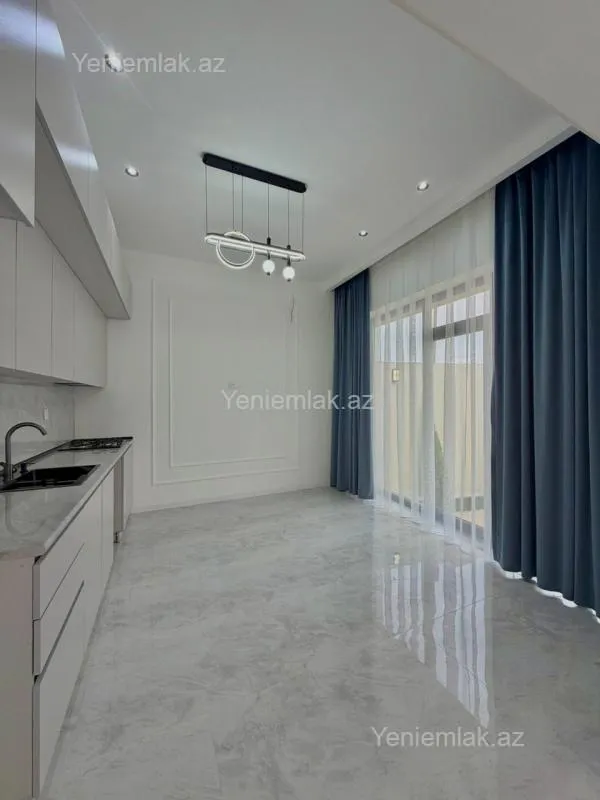 Satılır 4 otaqlı həyət evi 150 m²