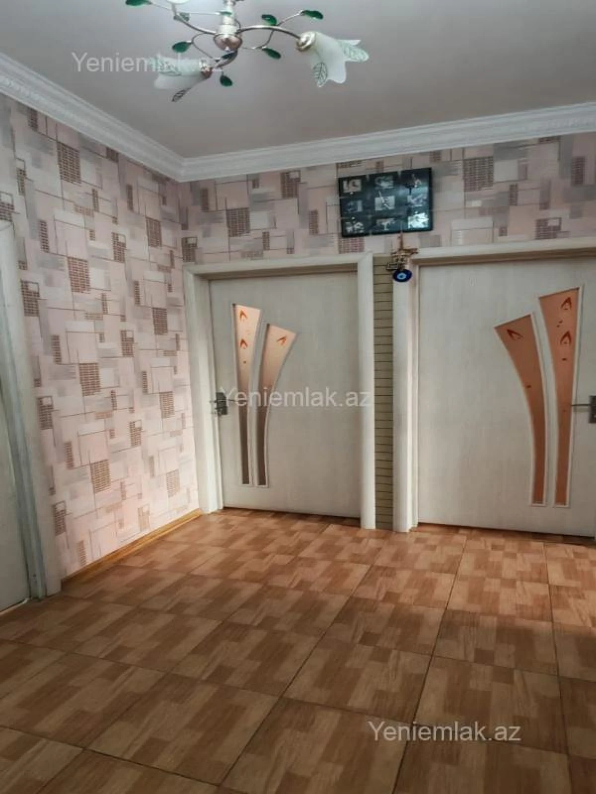 Satılır 3 otaqlı köhnə tikili 80 m²