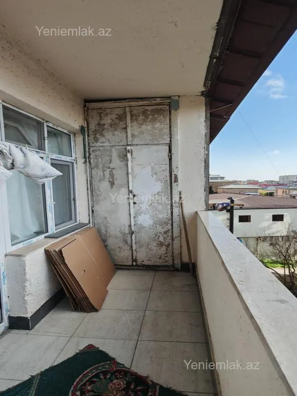 Satılır 3 otaqlı köhnə tikili 80 m²