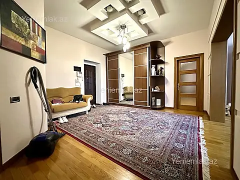 Satılır 4 otaqlı yeni tikili 178 m²