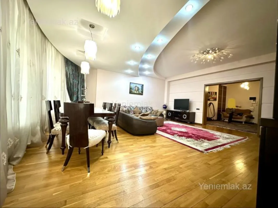 Satılır 4 otaqlı yeni tikili 178 m²