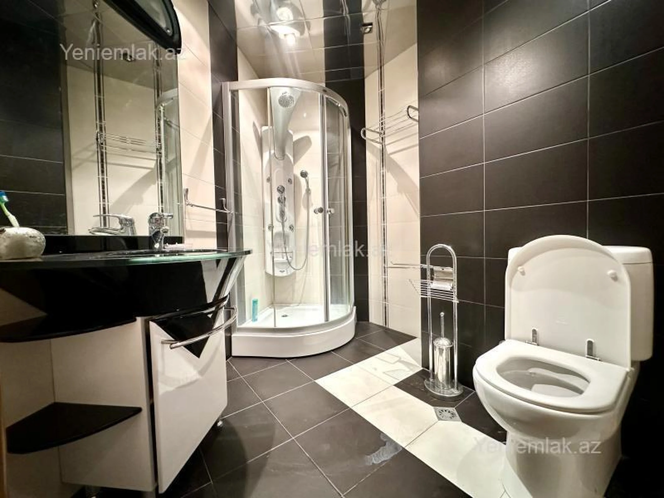 Satılır 4 otaqlı yeni tikili 178 m²